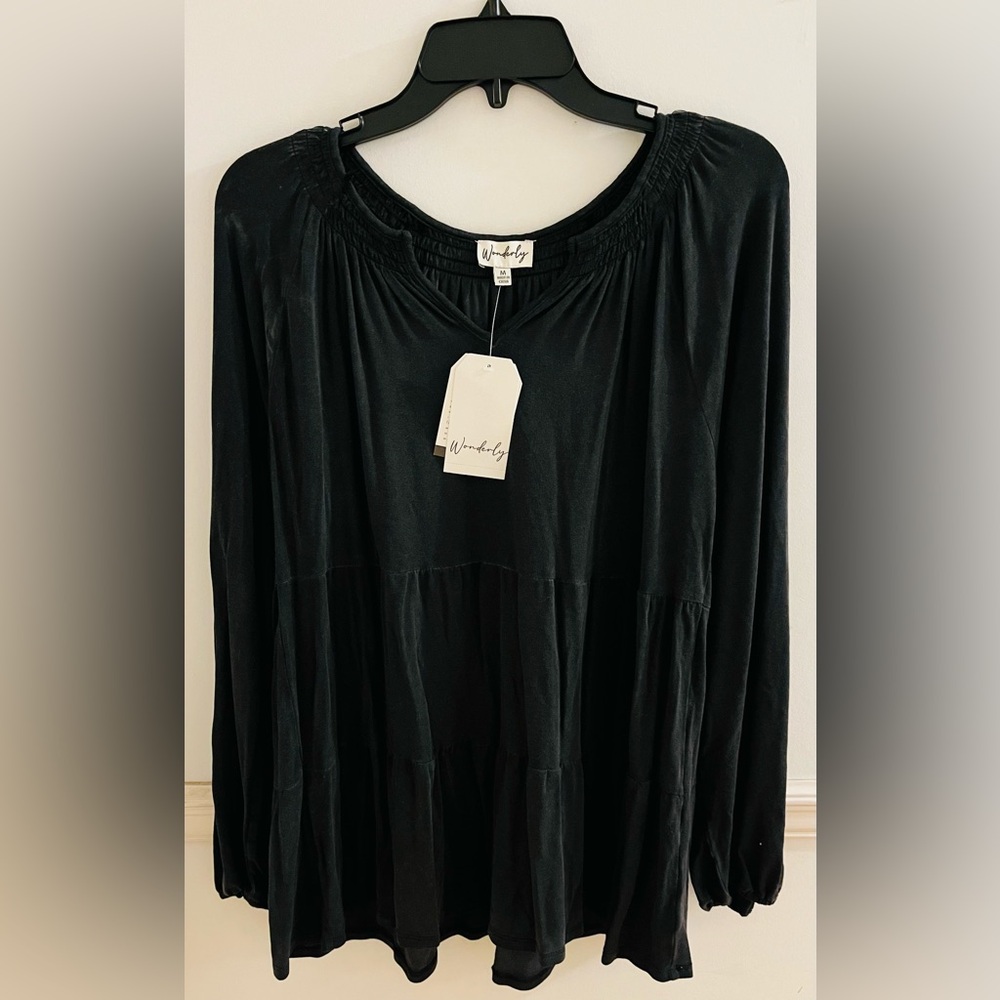 NWT Wonderly Tiered Charcoal Long Sleeve Top